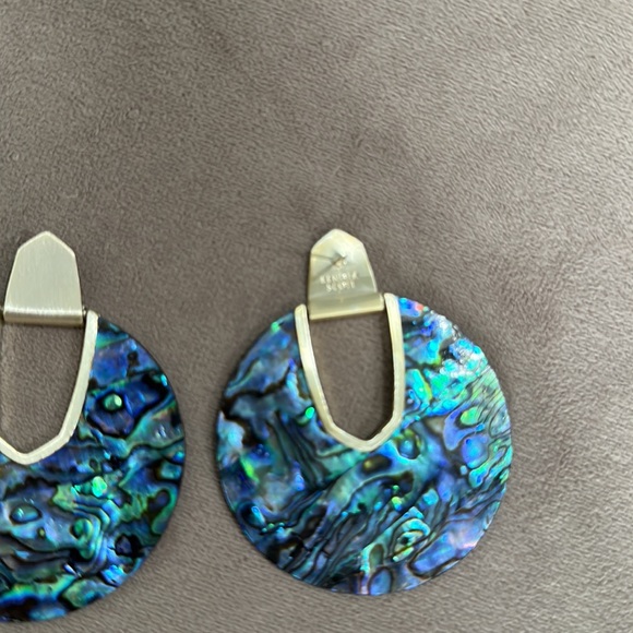 kendra Scott Diane gold plated over brass Abalone Shell statement Earrings - Picture 4 of 12